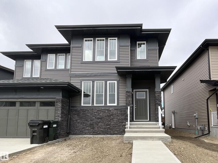 87 Fenwyck Boulevard  Spruce Grove AB T7X 3G7 photo