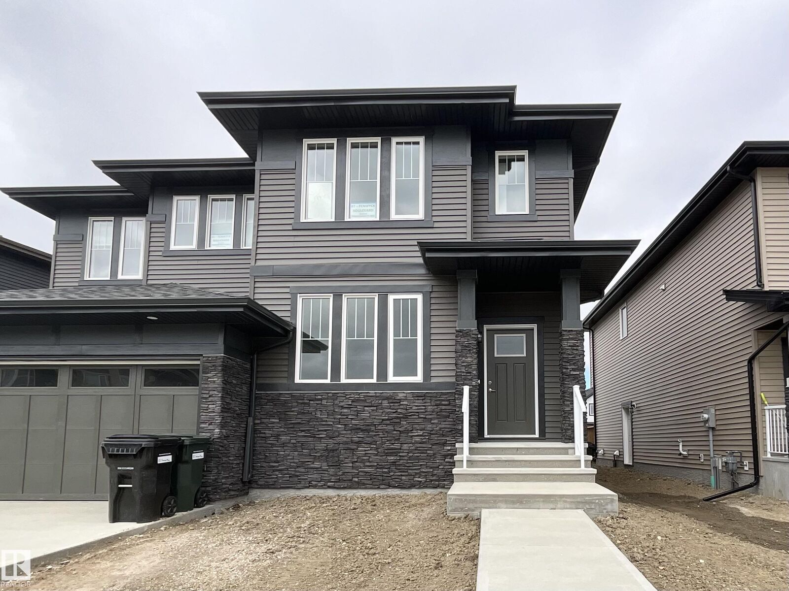 Property Photo:  87 Fenwyck Boulevard  AB T7X 3G7 