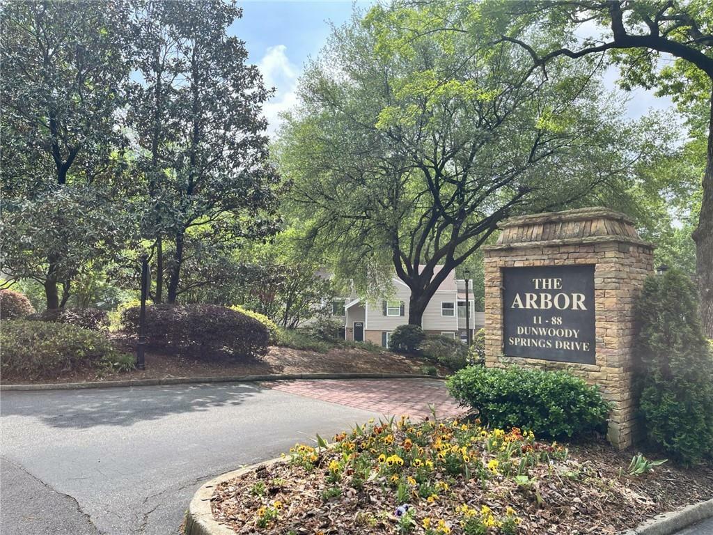 Property Photo: 24 Dunwoody Springs Drive GA 30328