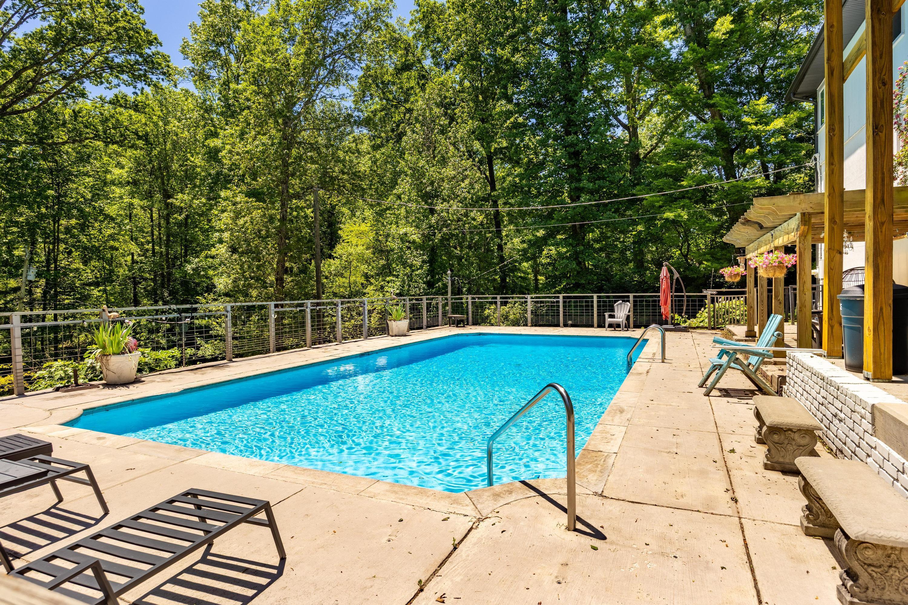 Property Photo: 115 Golf Drive TN 37377