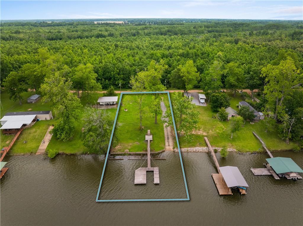 Property Photo: 3655 Parhams Road LA 71343