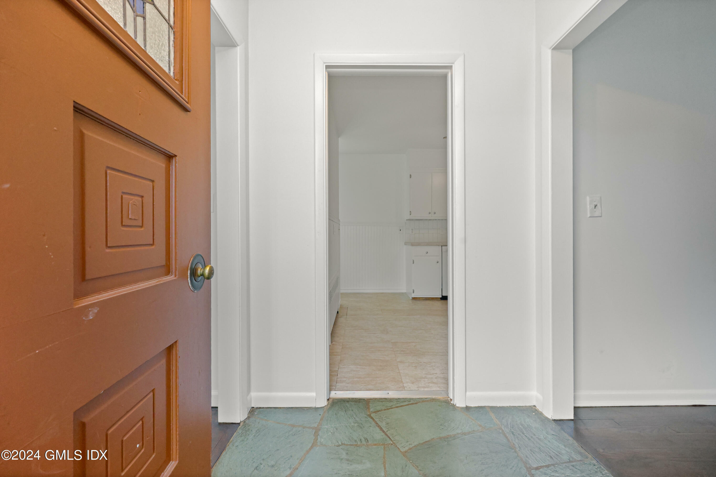 Property Photo: 12 Rockland Place CT 06831