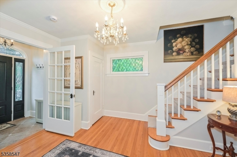 Property Photo: 18 Warren Pl NJ 07452
