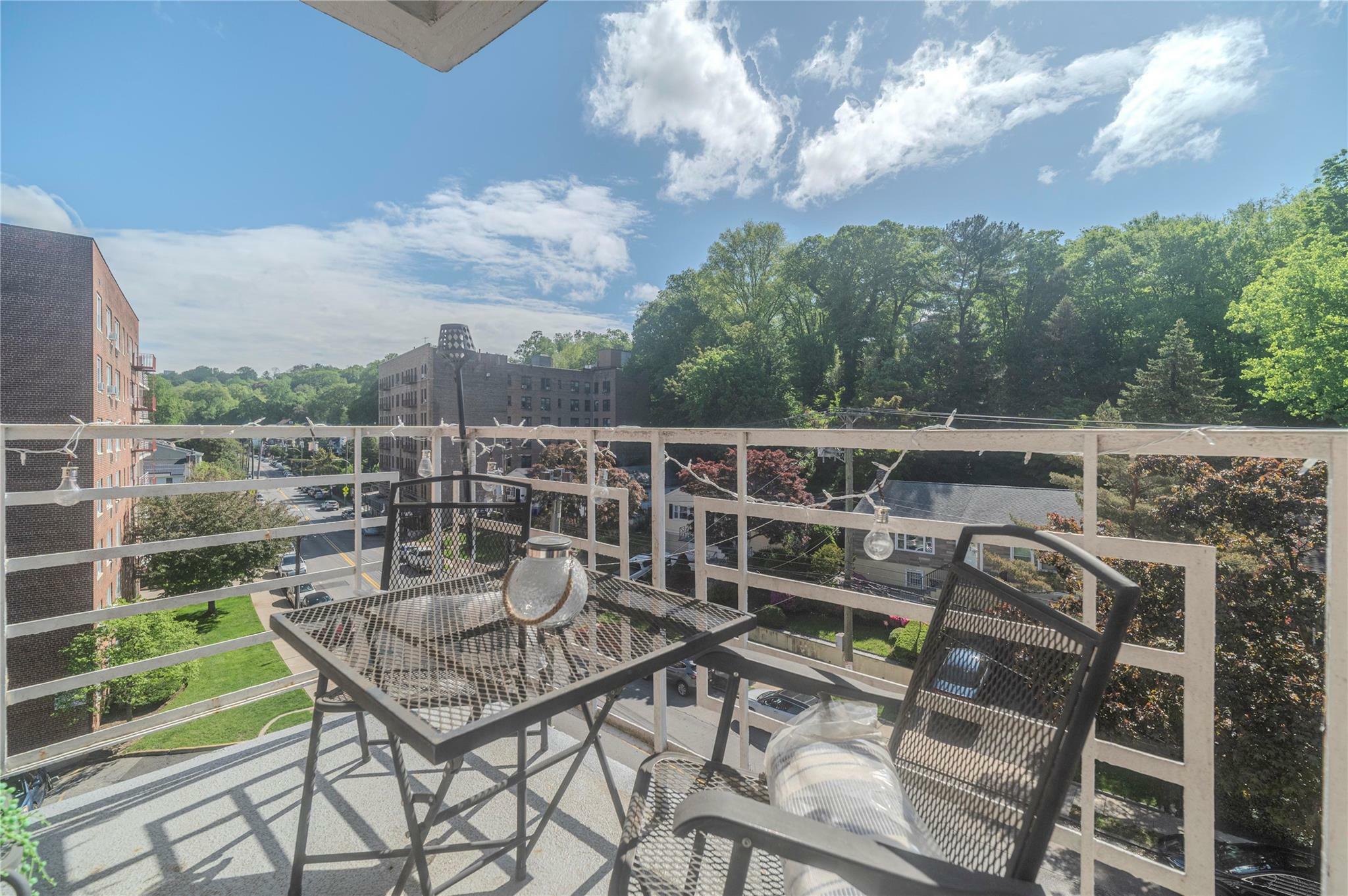 Property Photo: 679 Warburton Avenue 6K NY 10701
