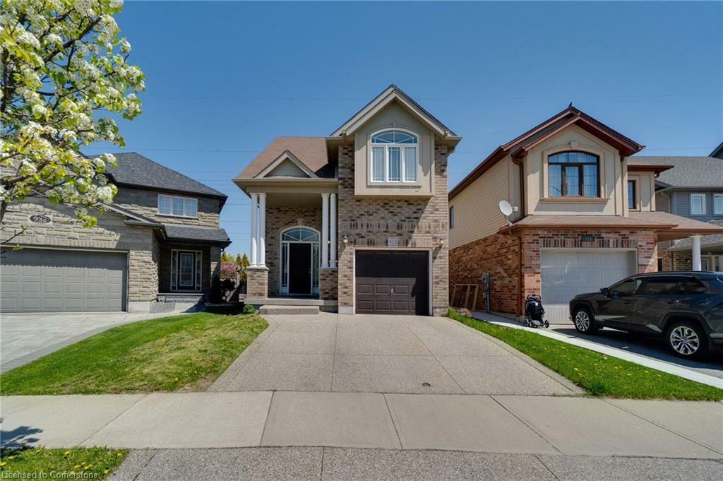 Photo de la propriété: 928 Dunblane Court ON N2R 1W9