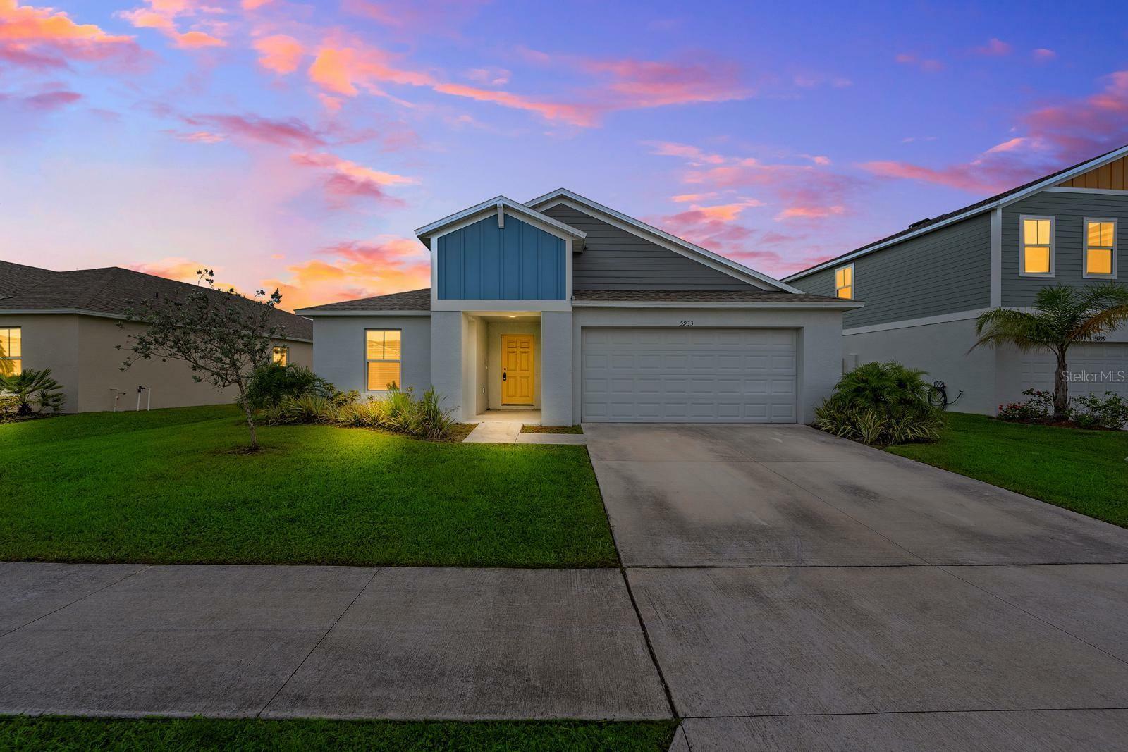 Property Photo: 5933 Slate Rock Drive FL 33811