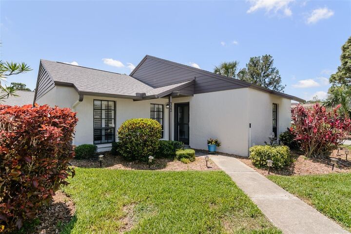 322 Windrush Loop 22  Tarpon Springs FL 34689 photo