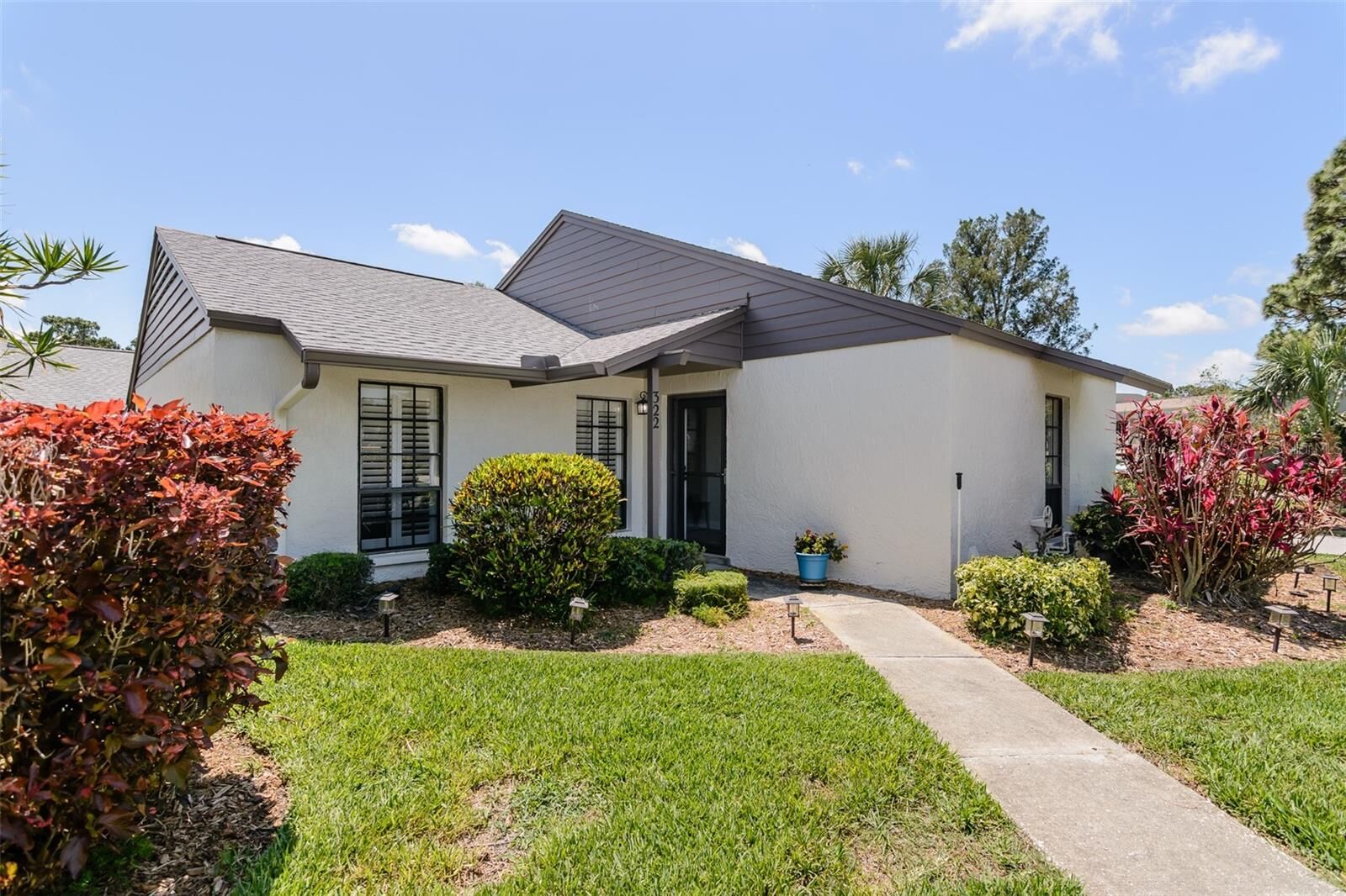Property Photo: 322 Windrush Loop 22 FL 34689