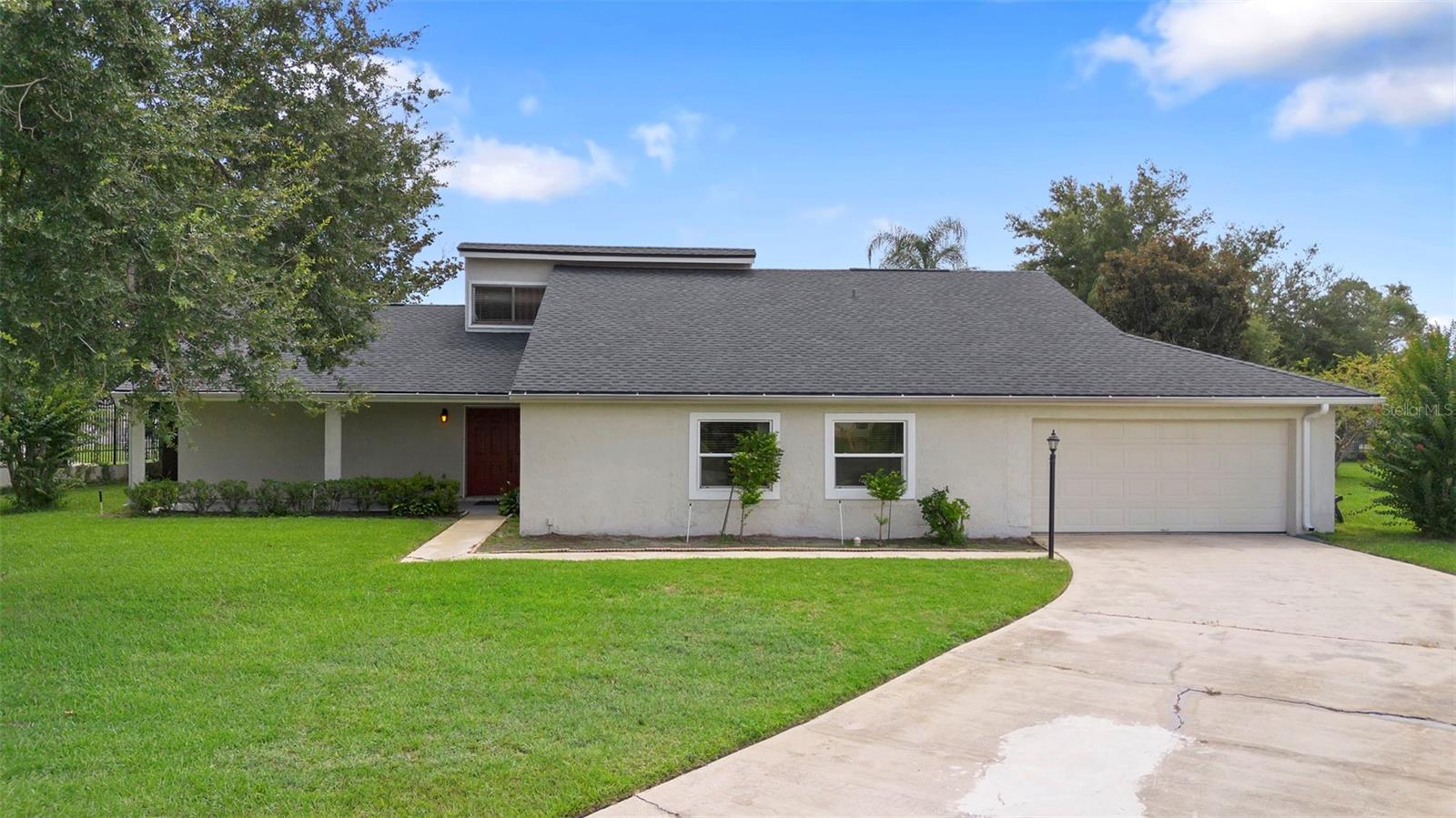 Property Photo:  7200 Green Pine Court  FL 32819 