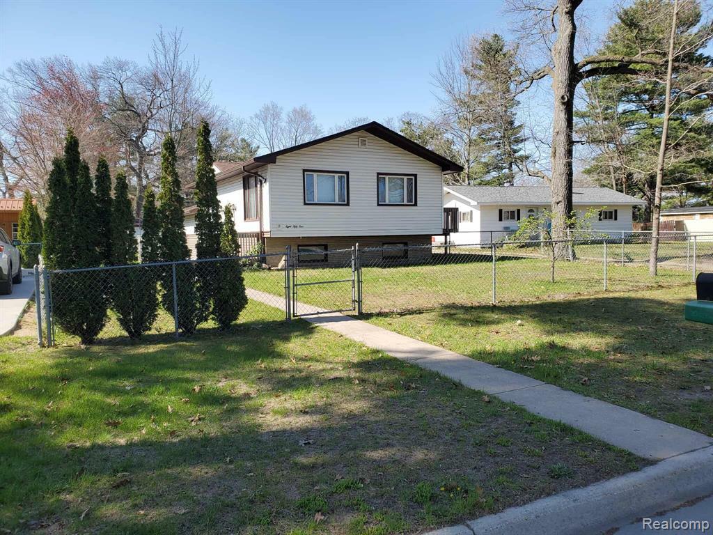 Property Photo: 854 Kelley Street MI 49686 3385