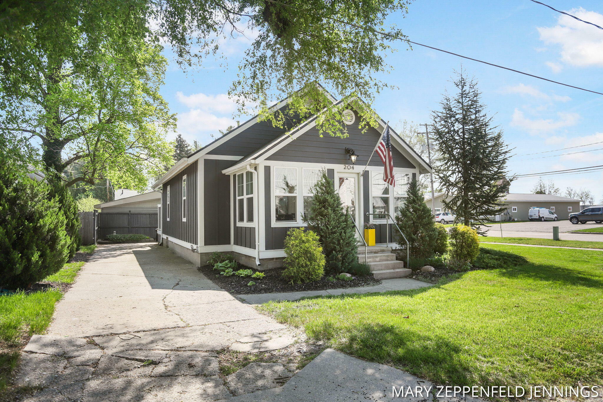 Property Photo: 204 Dixie Street MI 49456