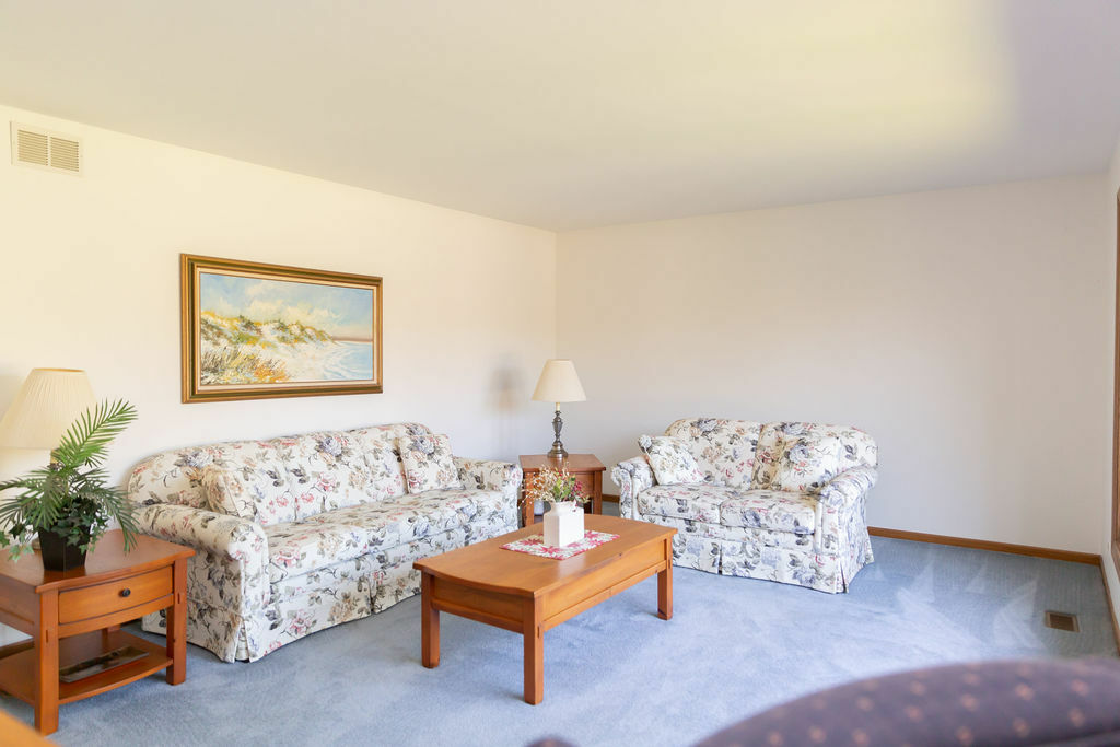 Property Photo: 5331 Fawn Court IL 60452