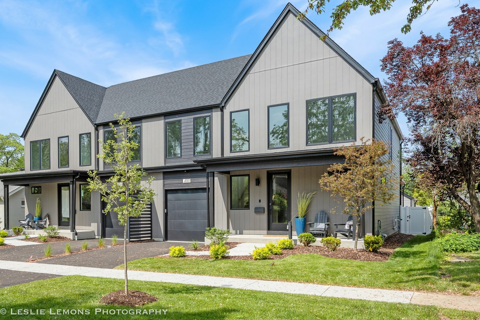 Property Photo: 831 N Ellsworth Street IL 60563