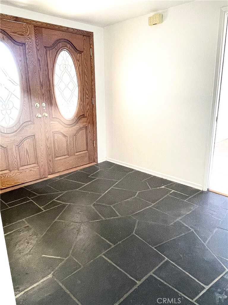 Property Photo:  623 Benowe Scotia Road  CA 91207 
