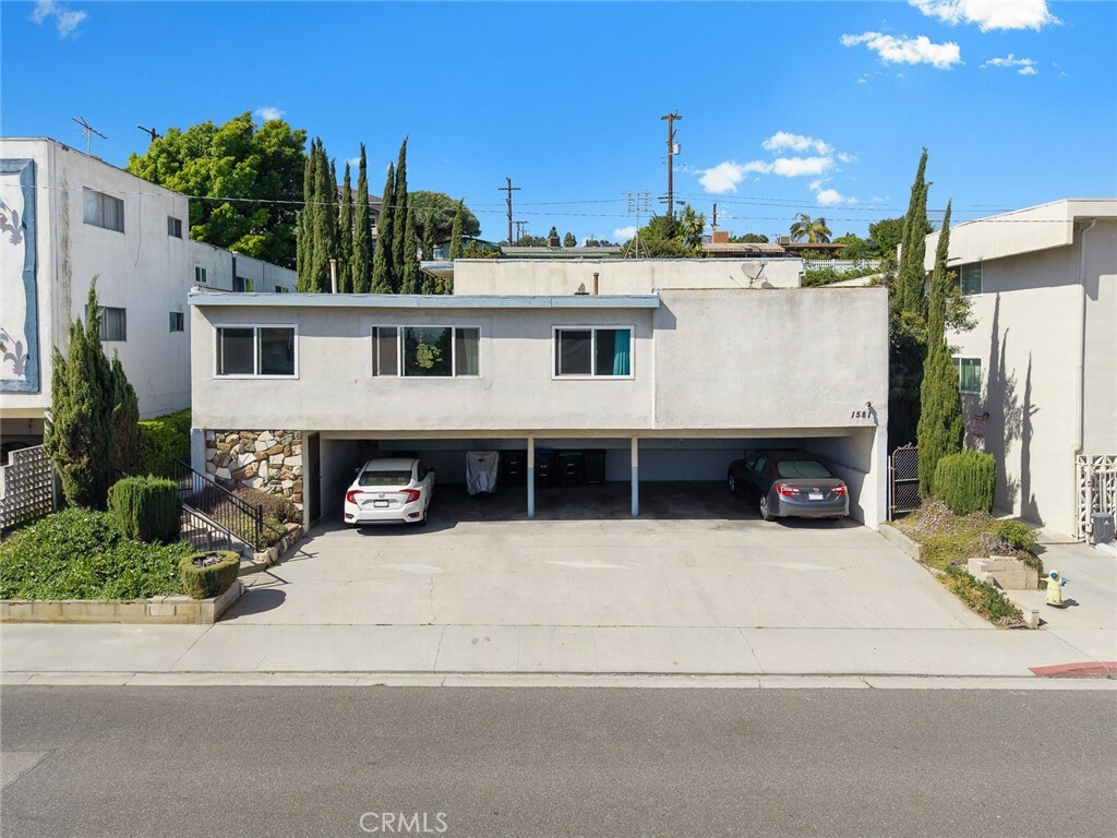 Property Photo: 1581 College View Drive CA 91754