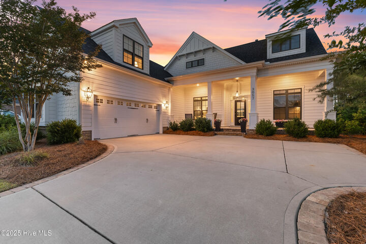 Property Photo: 3057 Smeades Drive NC 28451