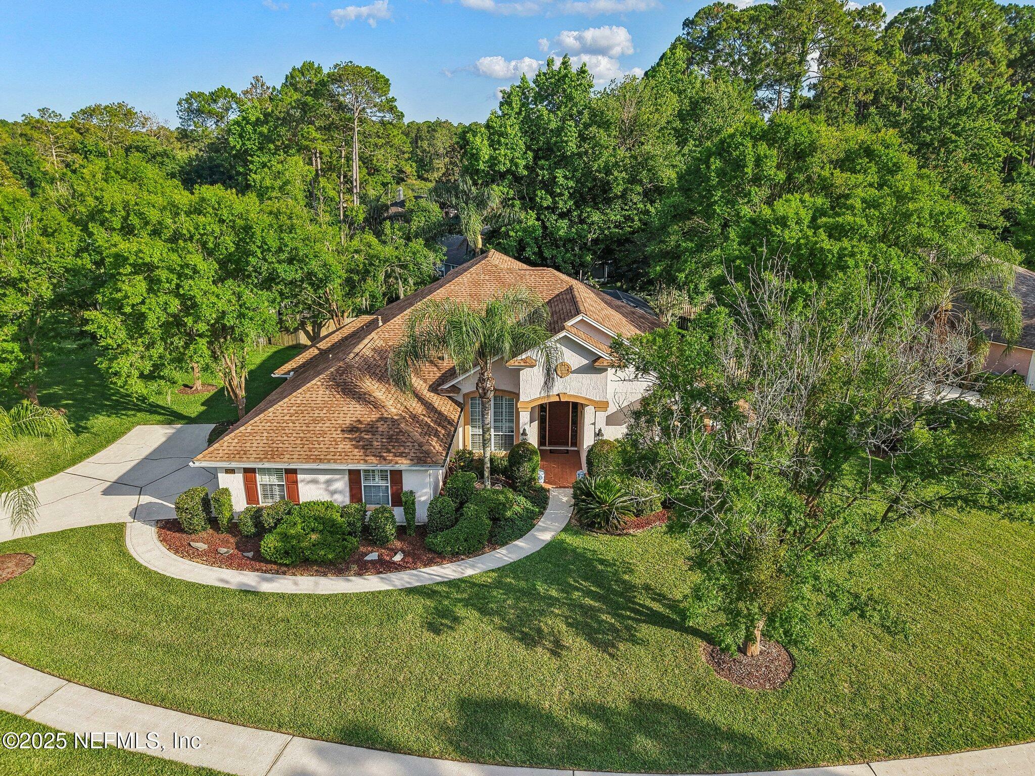 Property Photo: 7854 Timberlin Park Boulevard FL 32256