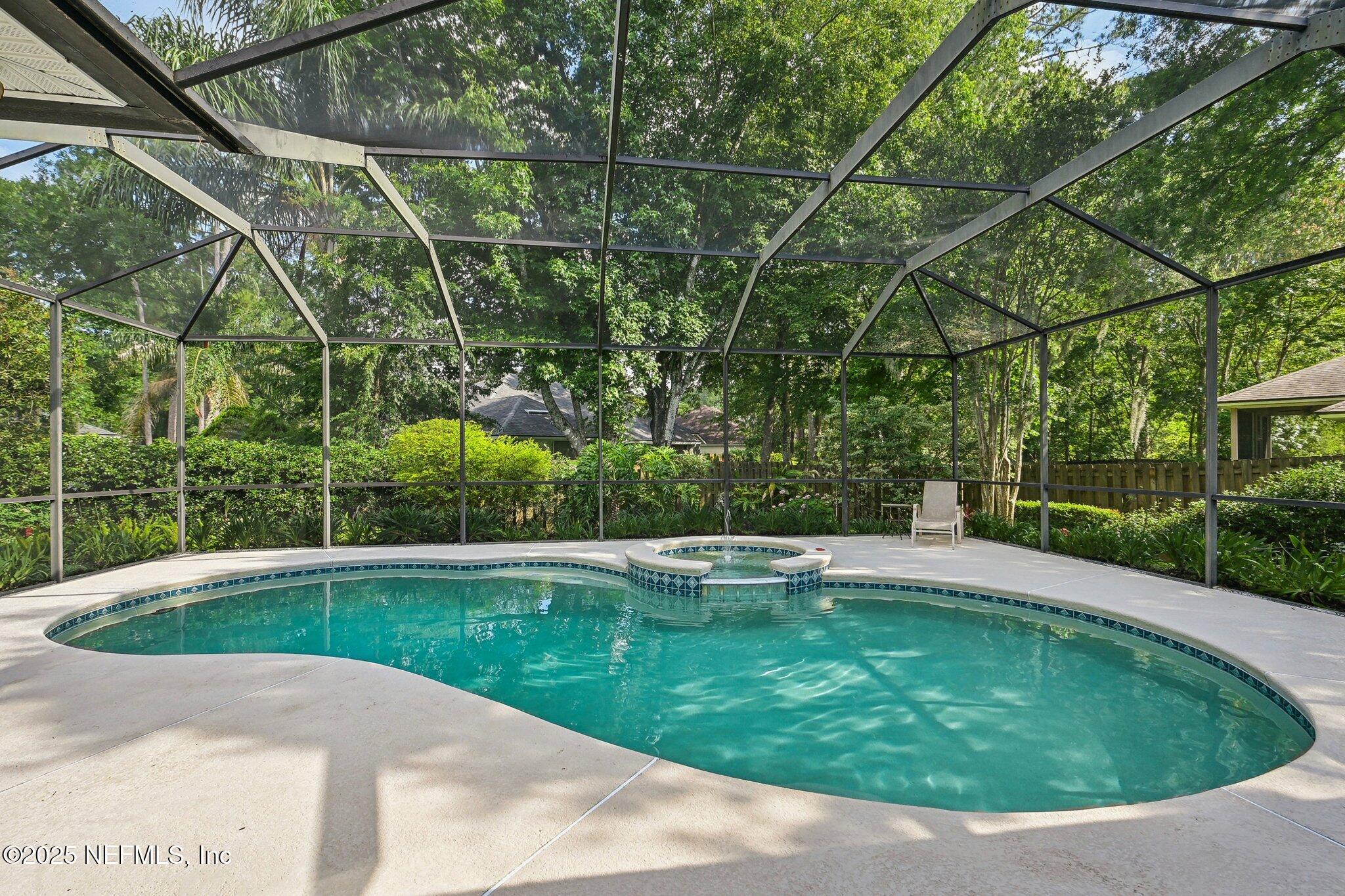 Property Photo: 7854 Timberlin Park Boulevard FL 32256