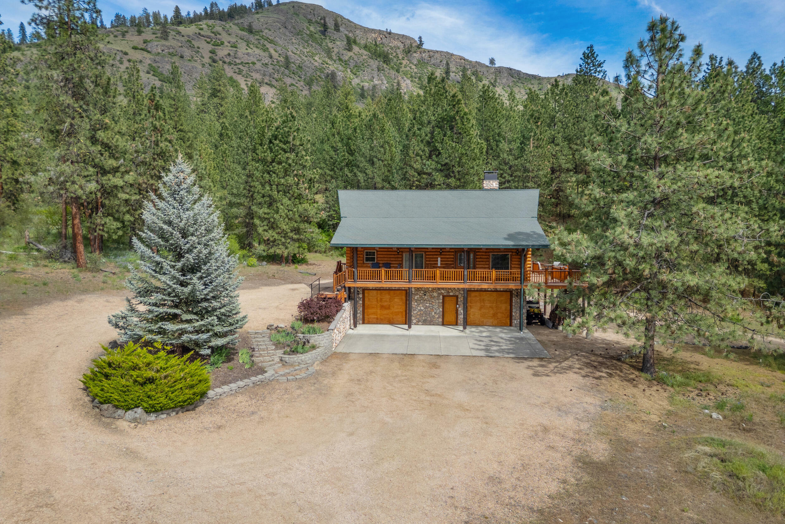 Property Photo: 3529 C Hwy 25 South WA 99131