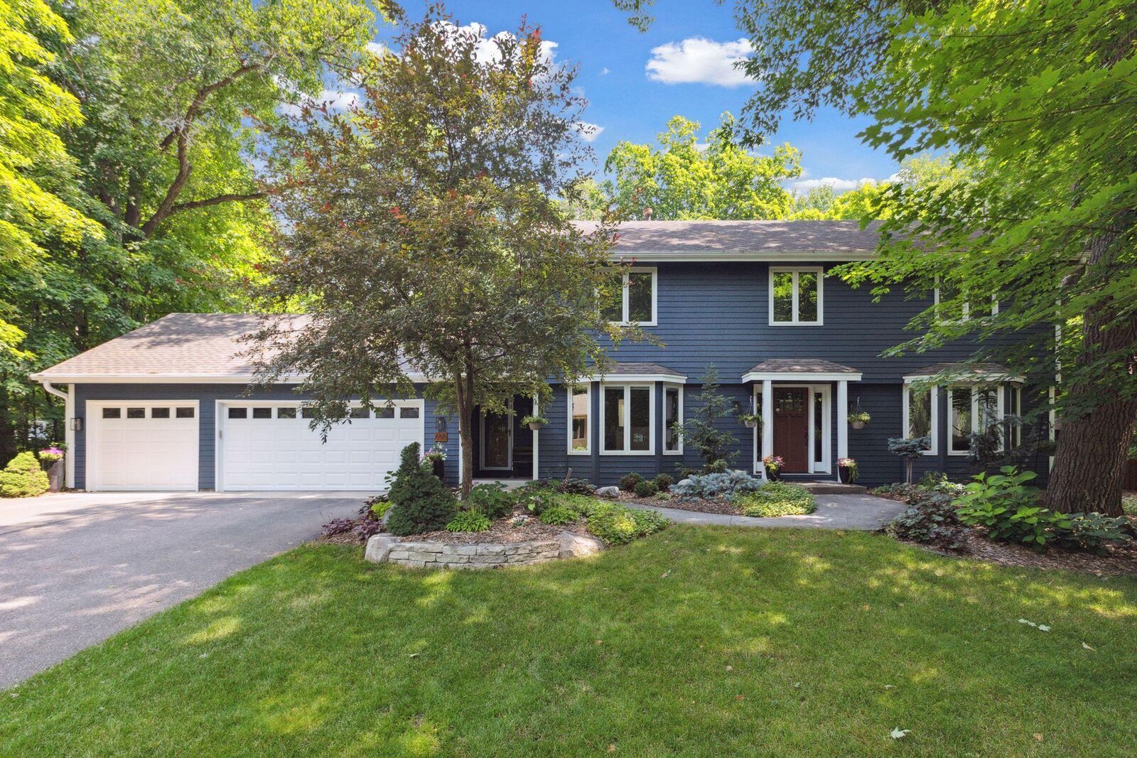 Property Photo:  655 Holly Lane N  MN 55447 