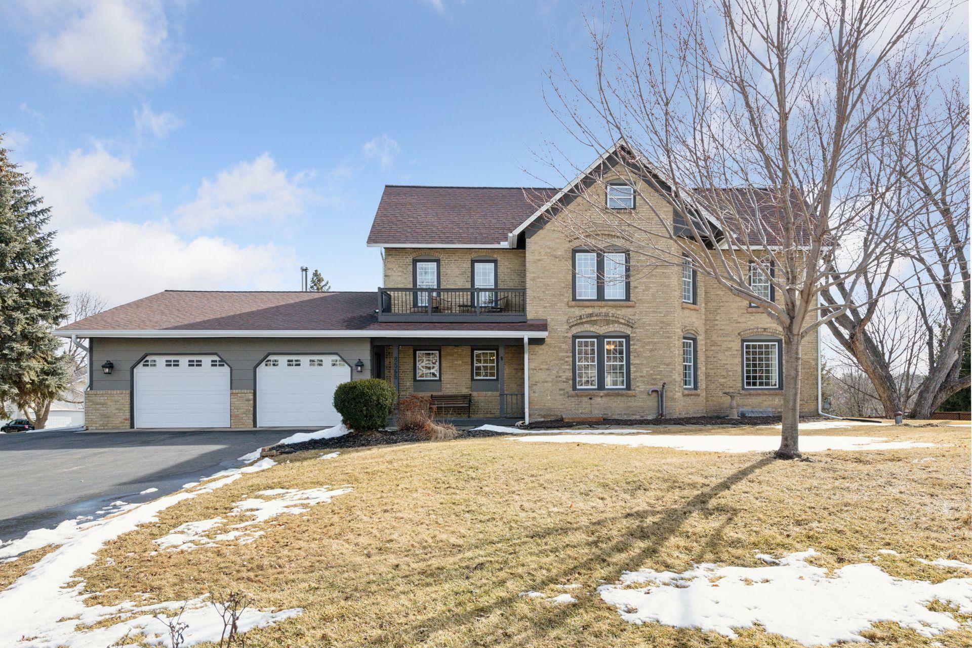 8565 Alisa Court  Chanhassen MN 55317 photo