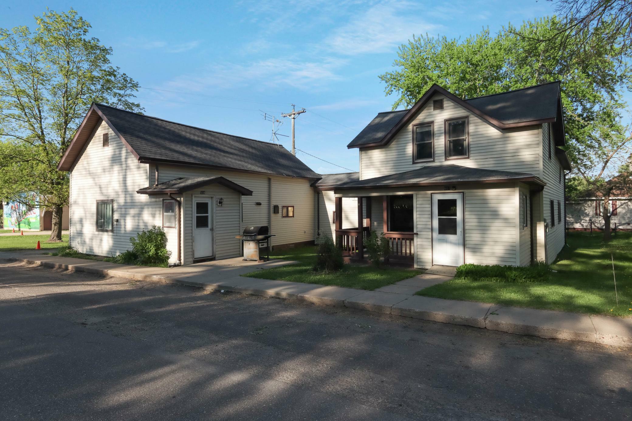 Property Photo:  607 Wilson Street  WI 54734 