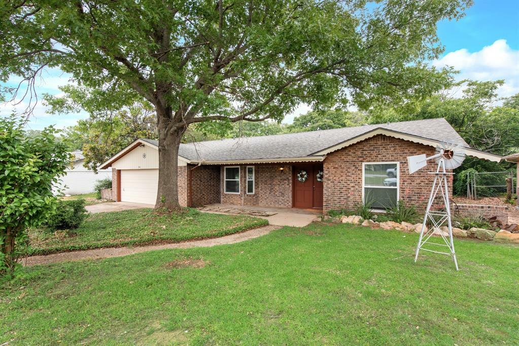 Property Photo:  926 Meadowbrook Drive  TX 76051 