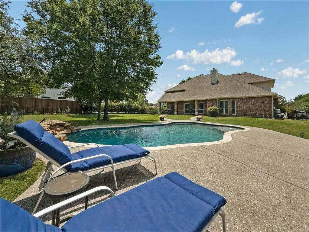 Property Photo: 2723 Prairie Acres Cove TX 75104
