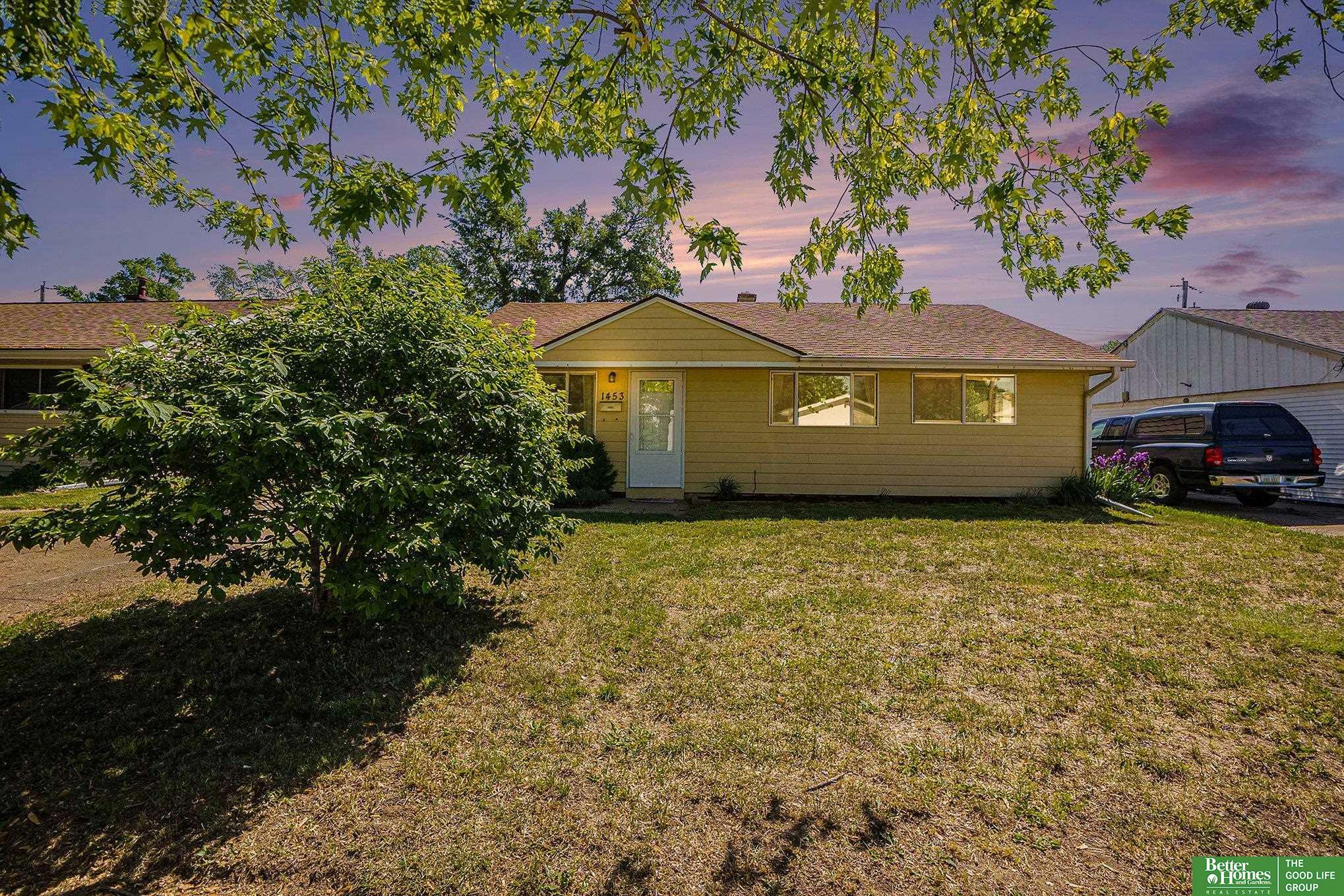1453 Dorene Boulevard  Carter Lake IA 51510 photo