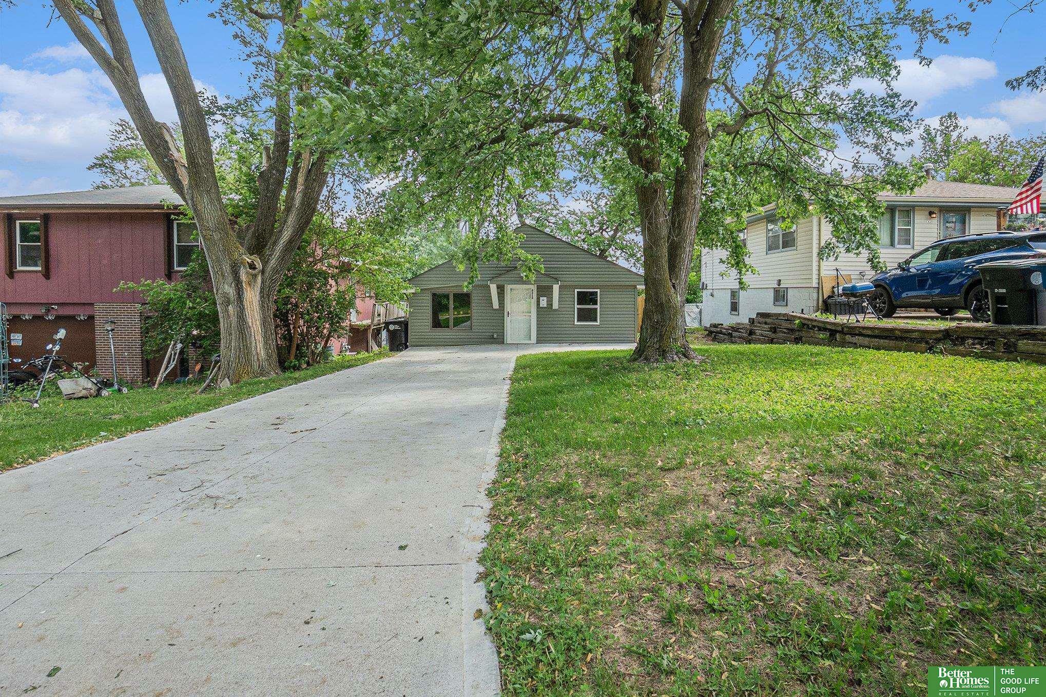 Property Photo: 6313 Charles Street NE 68132