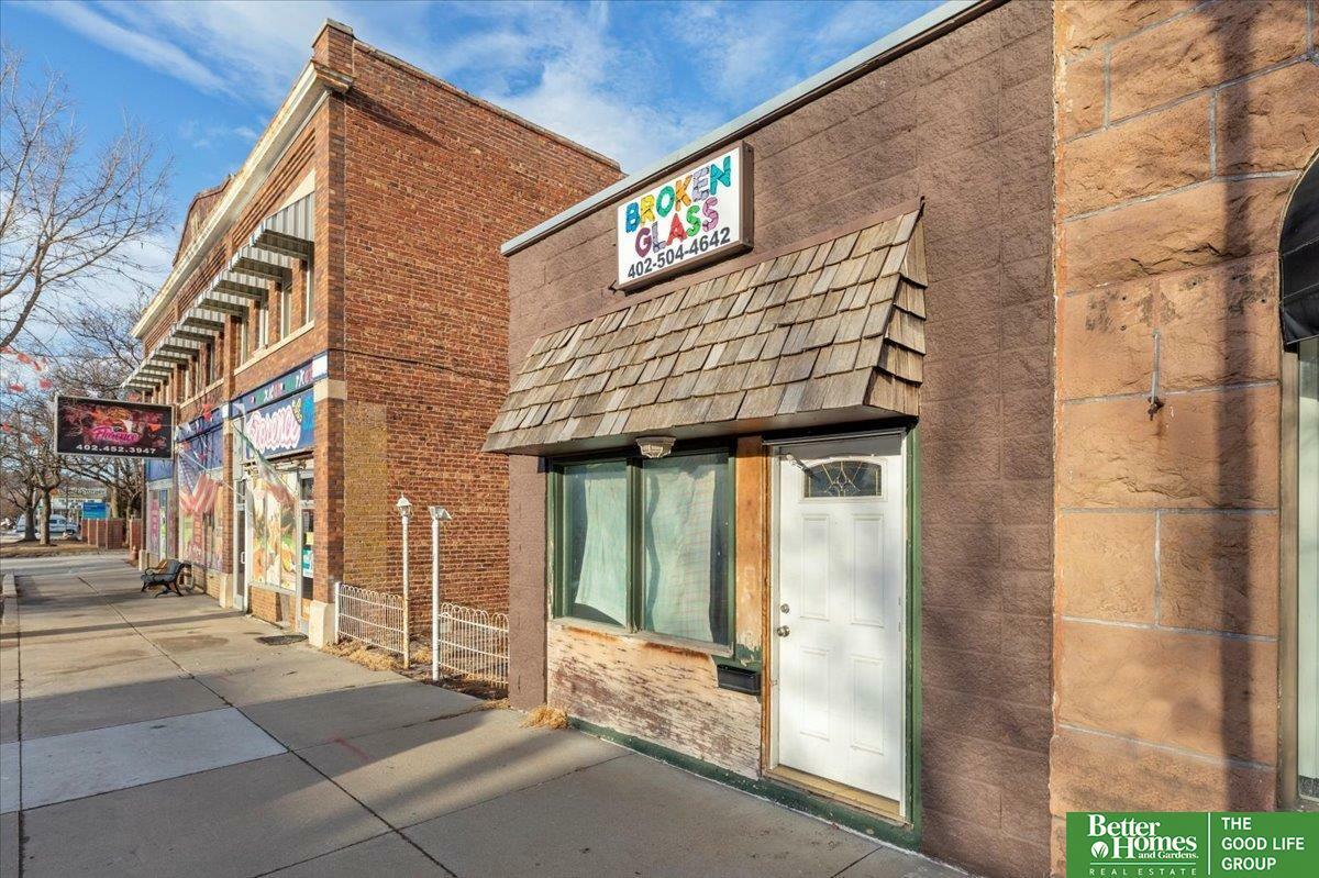 Property Photo: 8603 N 30th Street NE 68112
