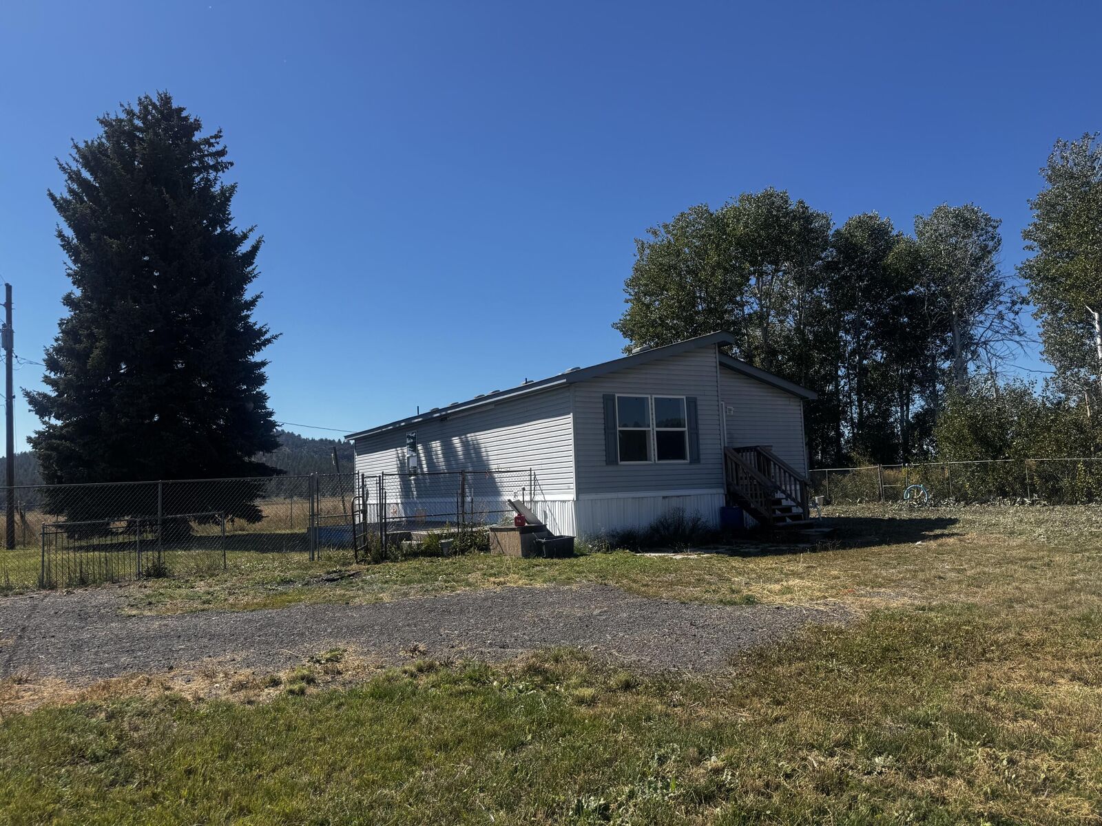 Property Photo:  27022 Lane Street  OR 97639 