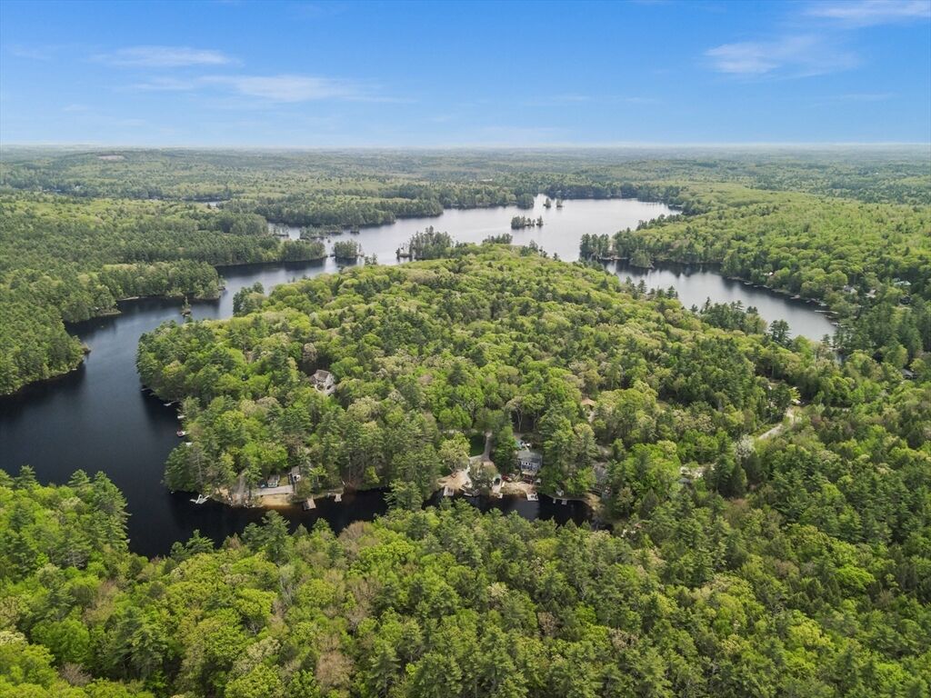 Property Photo: 117 Lakeview Dr NH 03290