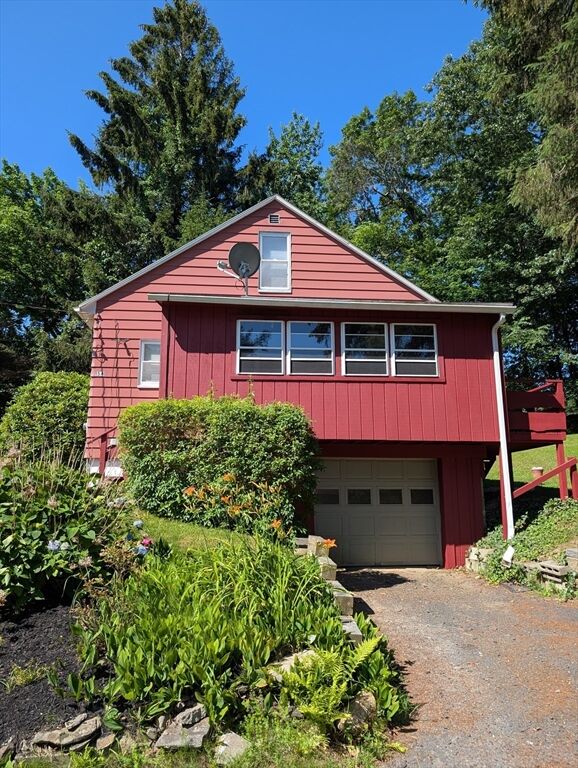 Property Photo:  154 Rawson St  MA 01524 
