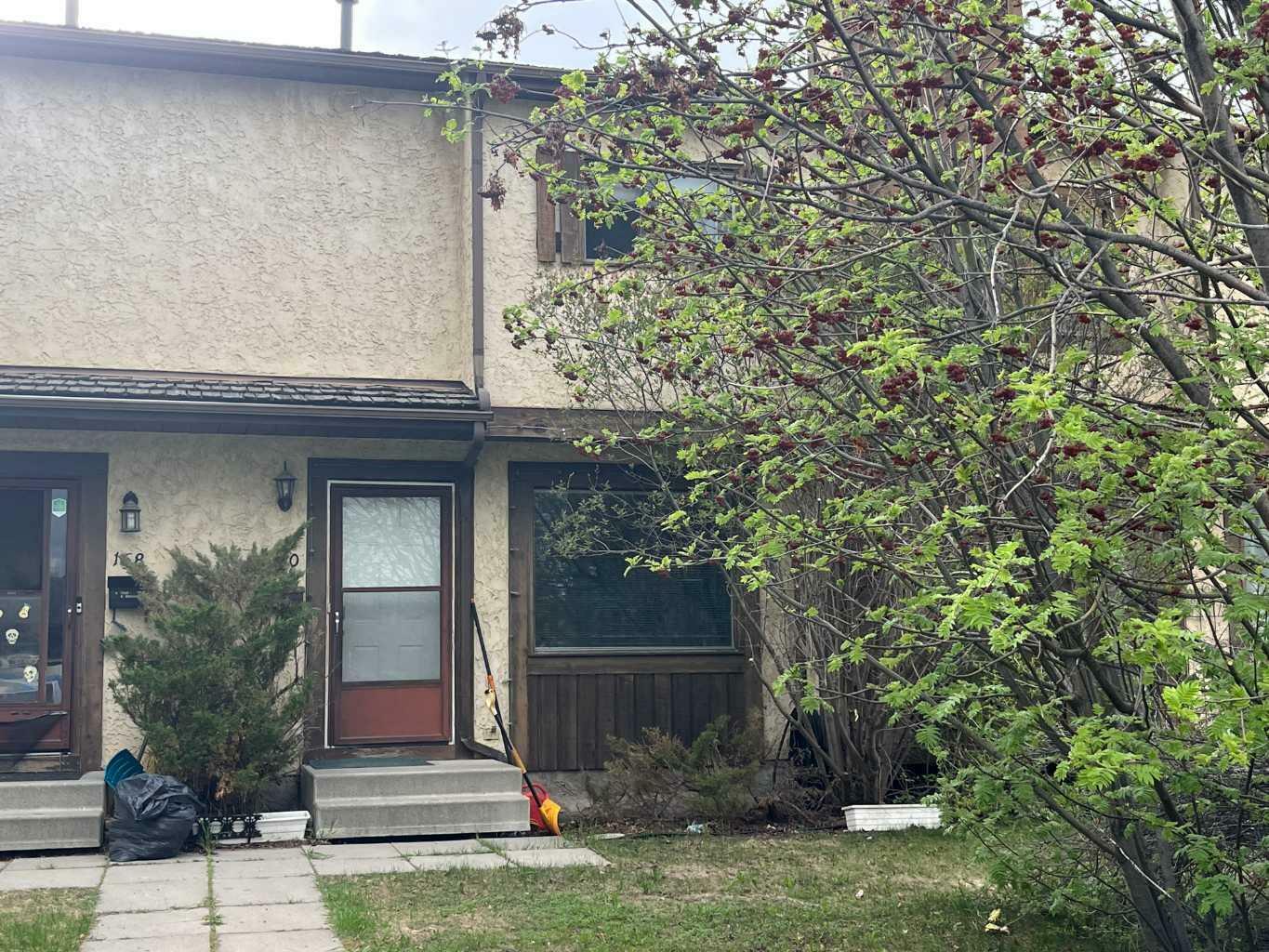 170 Metcalf Avenue  Red Deer AB T4R 1Z6 photo