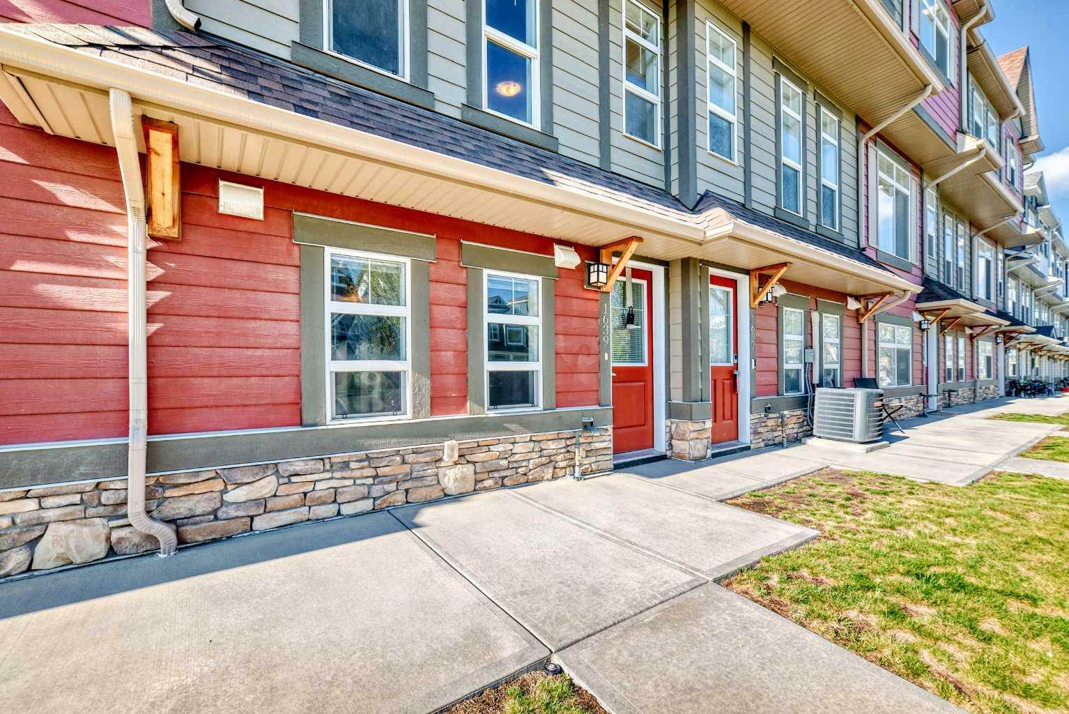 Photo de la propriété: 1639 Legacy Circle SE AB T2X 4B9