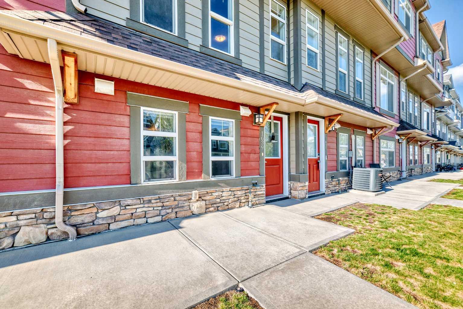 Property Photo: 1639 Legacy Circle SE AB T2X 4B9