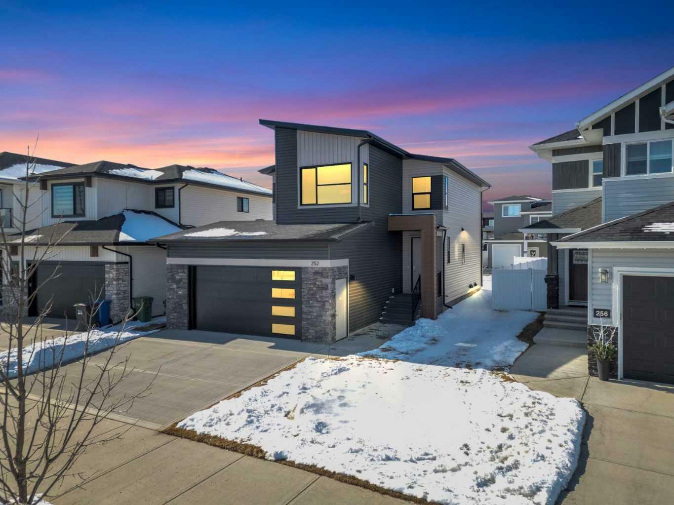 Property Photo: 252 Emerald Drive AB T4P 3E2