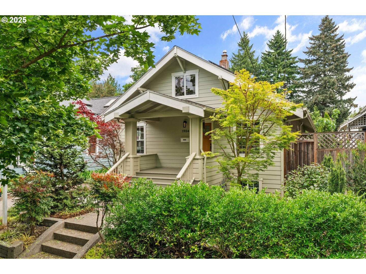 1904 SE 43rd Ave  Portland OR 97215 photo