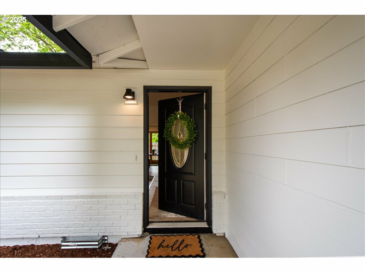 Property Photo: 15301 SE 1st St WA 98684