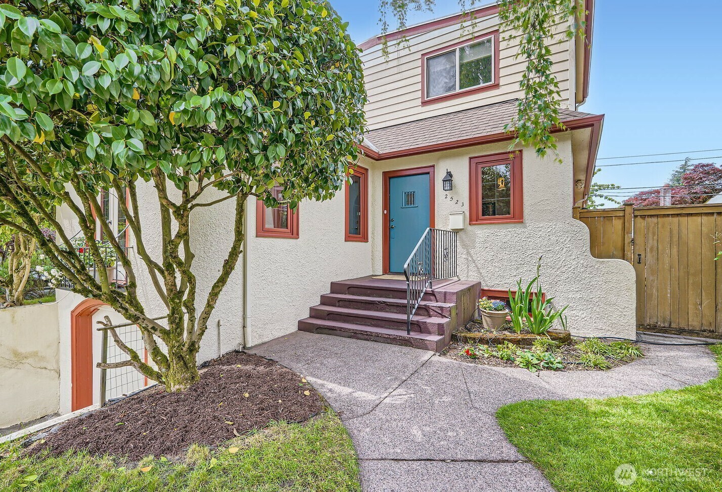 Property Photo: 2523 Royal Court E WA 98112