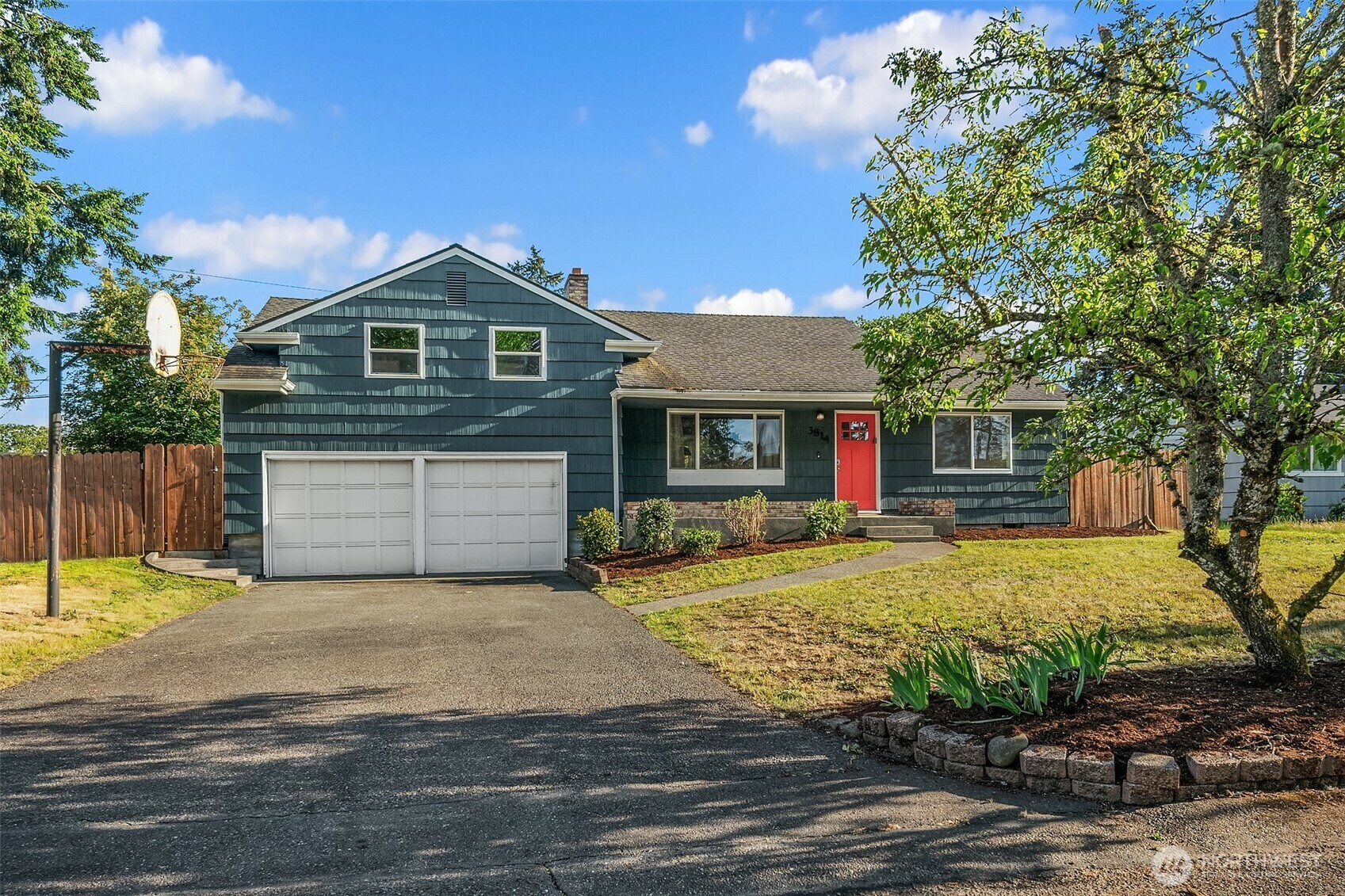 Property Photo: 3814 101st Street SW WA 98499