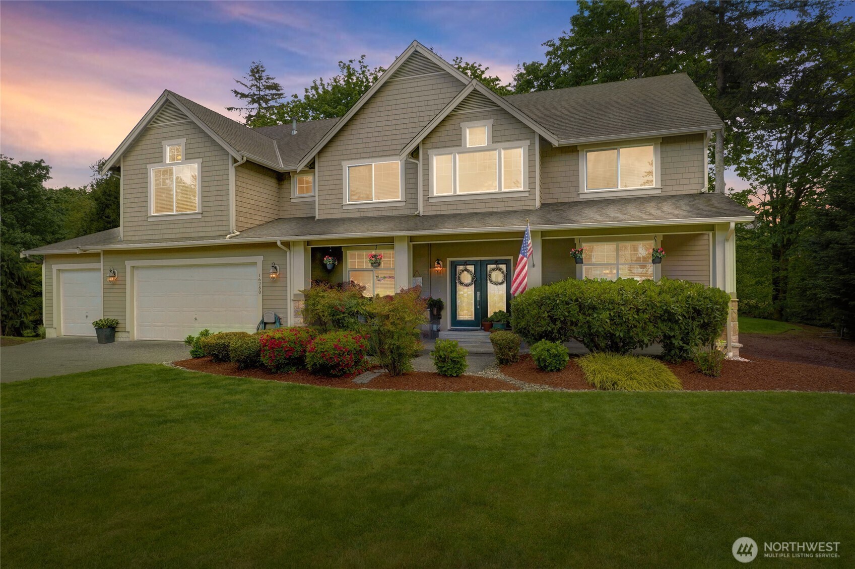 Property Photo:  16260  205th Place SE  WA 98059 