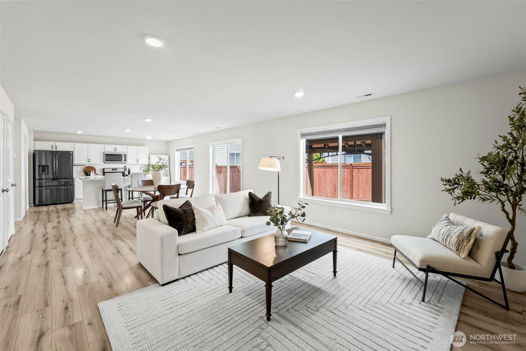 Property Photo: 9217 Candytuft Lane SE WA 98501