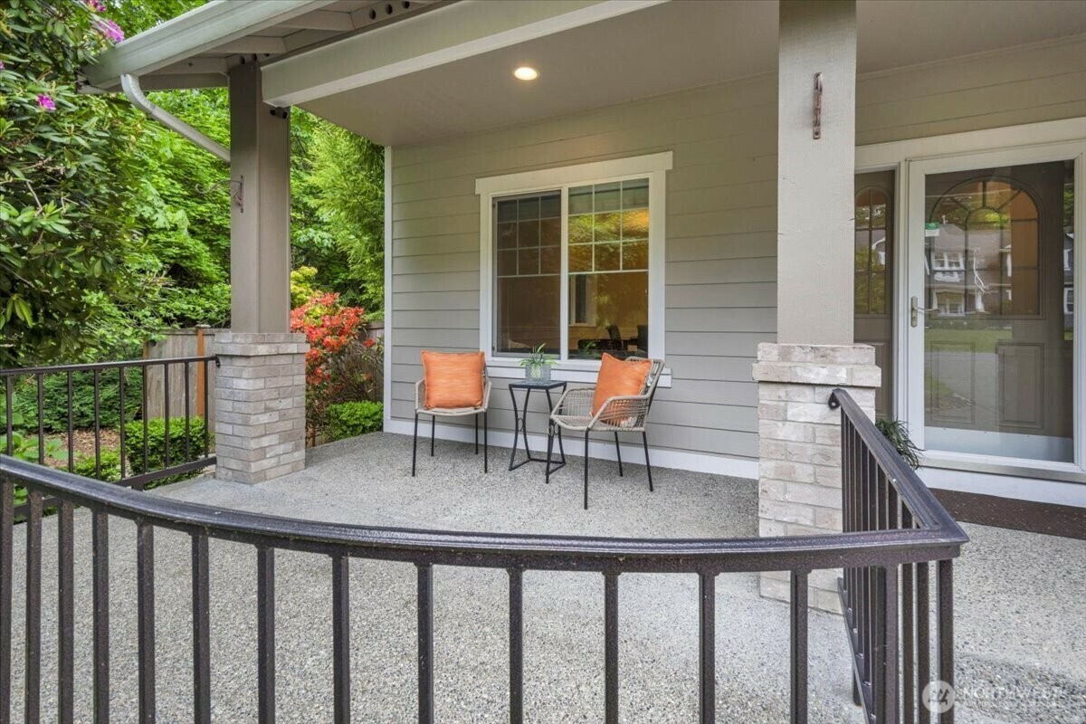 Property Photo: 19017 5th Street E WA 98391