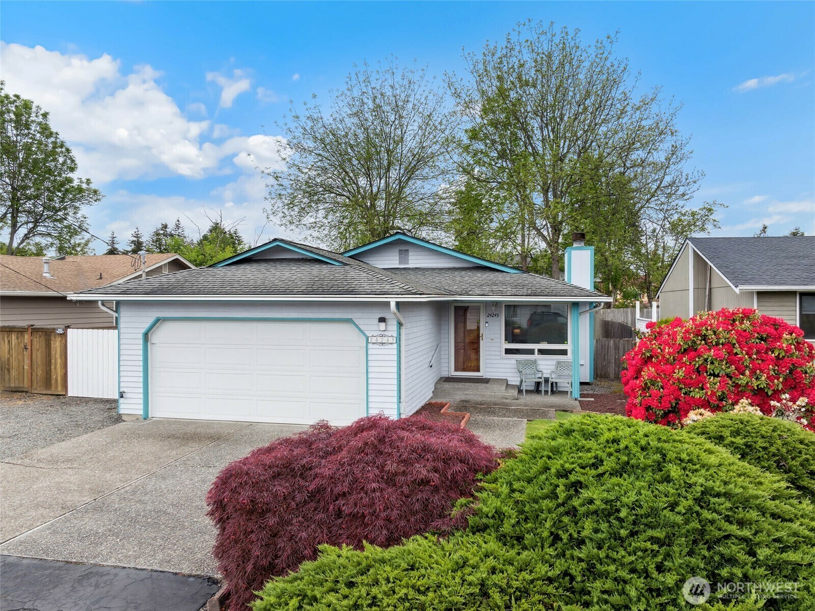 Property Photo: 24245 14th Avenue S WA 98198