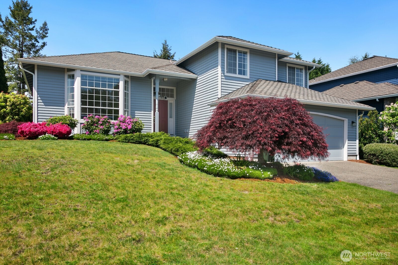 Property Photo: 22041 128th Place SE WA 98031