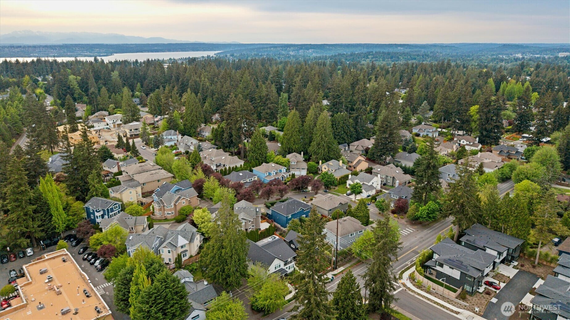 Property Photo: 13115 NE 70th Drive WA 98033