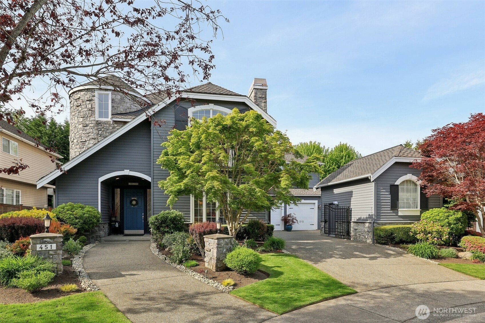 Property Photo: 451 245th Avenue SE WA 98074