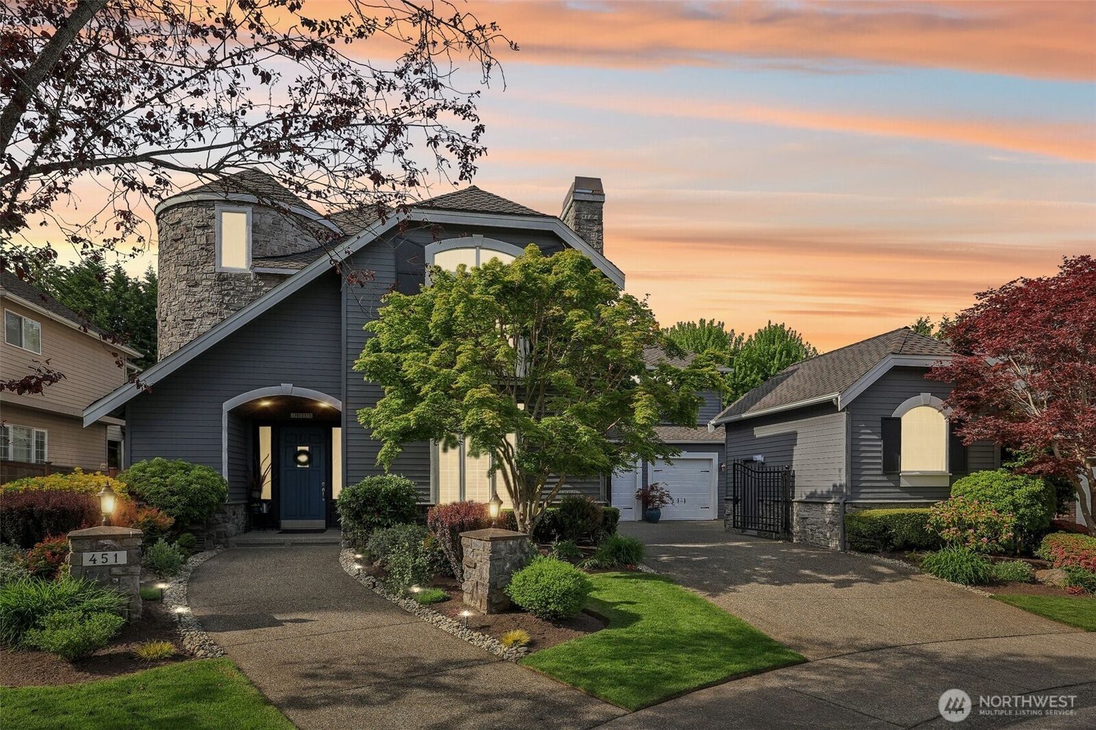 Property Photo: 451 245th Avenue SE WA 98074